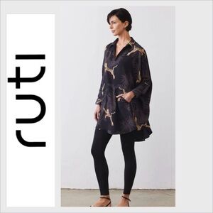 RUTI OVERSIZED JUNGLE CIRCLE DRESS XS pockets